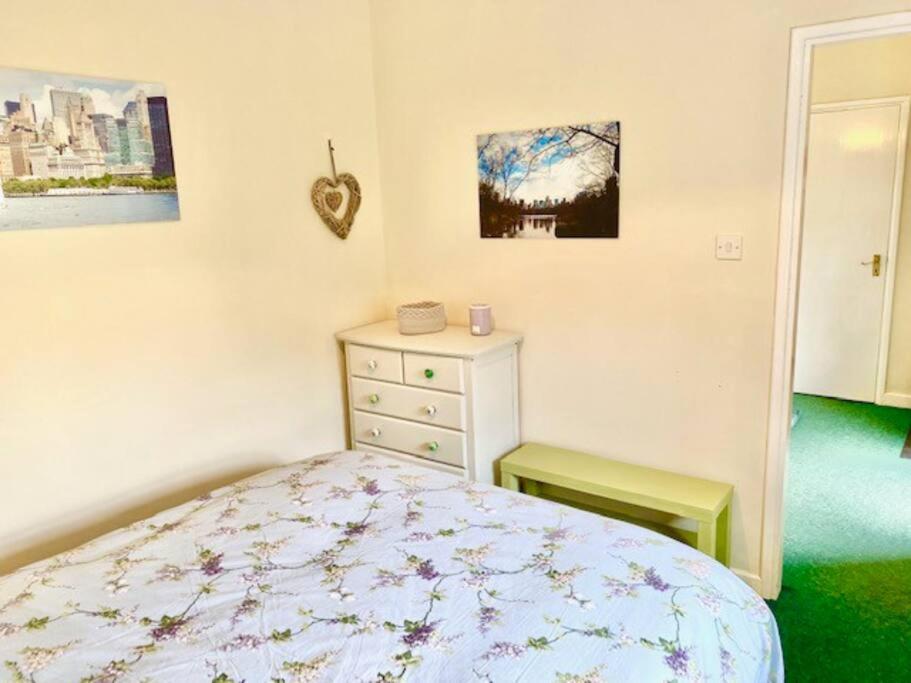 קורק Cosy 2 Bed Cottage Next To Fota Wildlife Park מראה חיצוני תמונה
